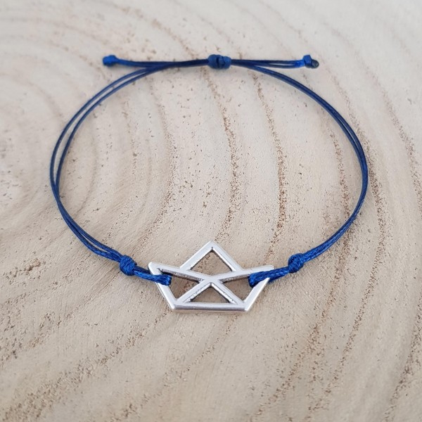 ZARTES ARMBAND MIT BOOT