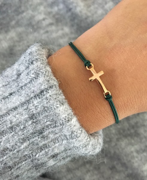 ARMBAND Makramee mit Kreuz