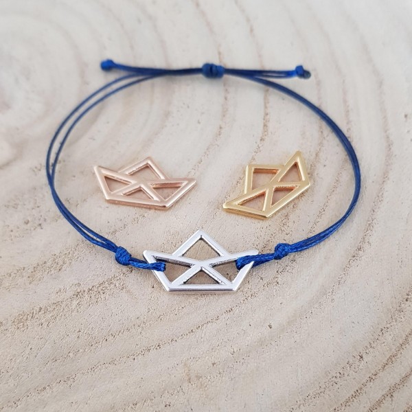 ZARTES ARMBAND MIT BOOT