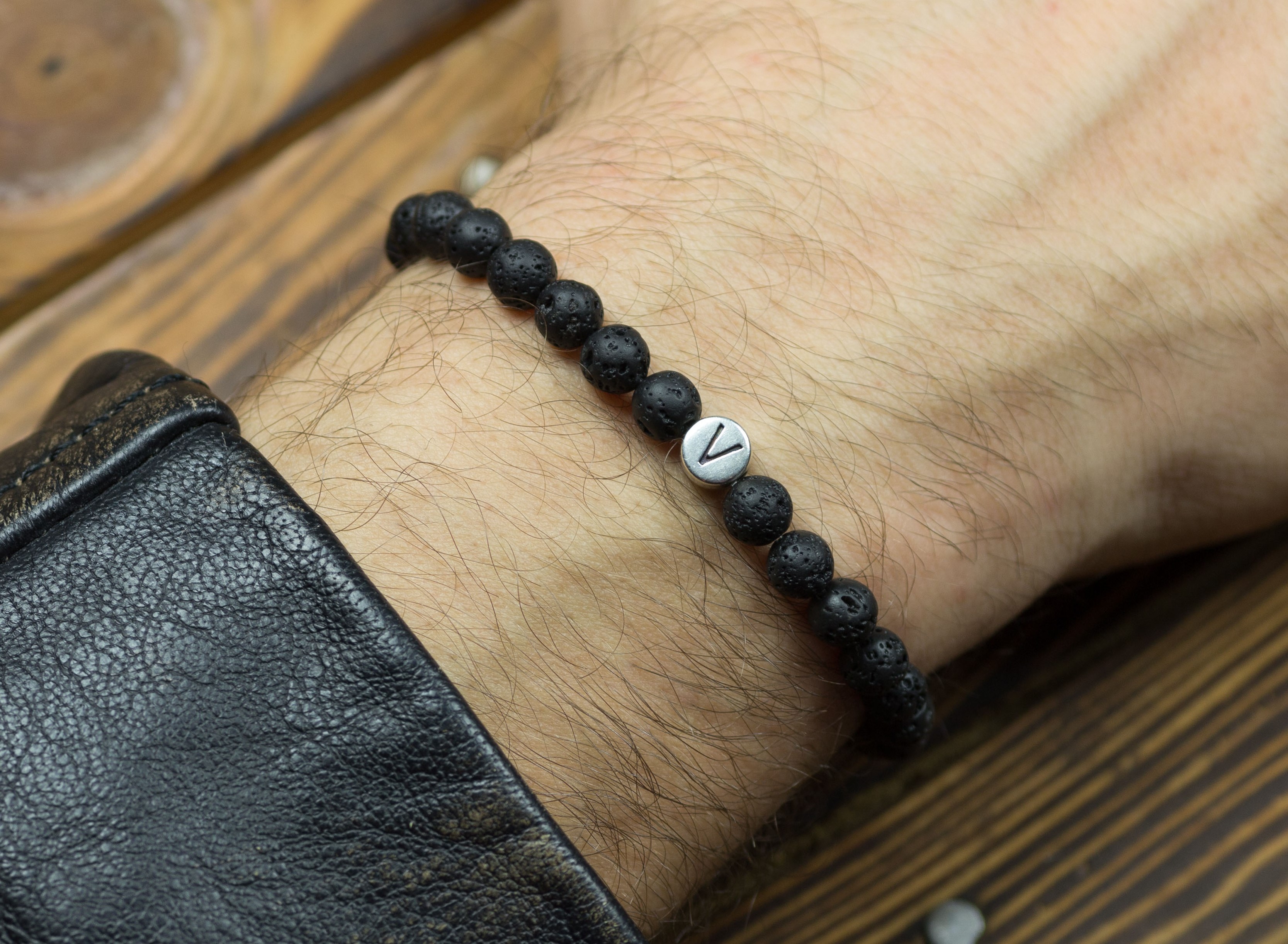 Manfnee Holzperlen Armband Set Für Männer & Frauen - Ethnischer Stammes-Style Mit Elastischem Band